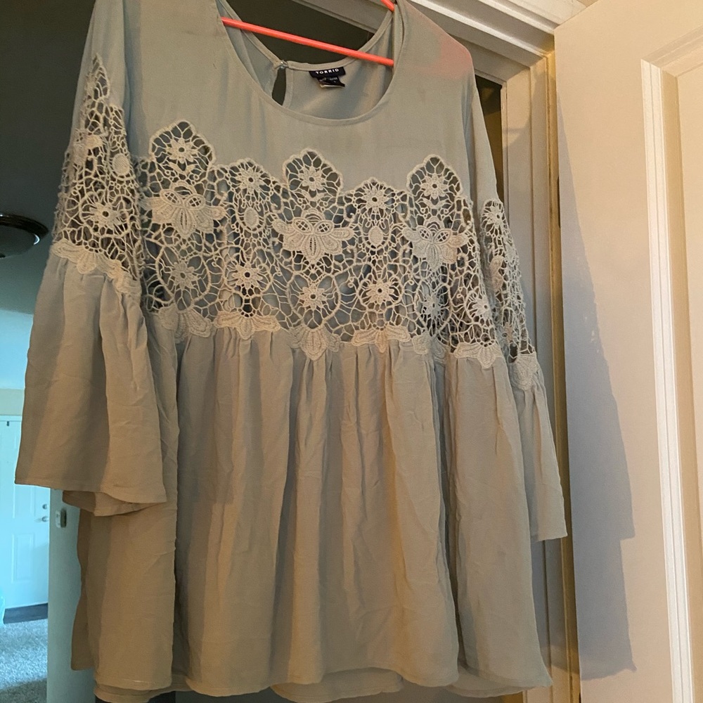 Crochet Peek a Boo Blouse